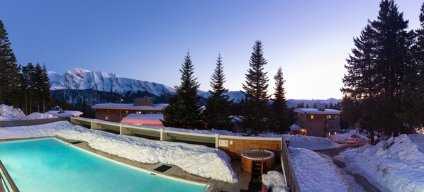 Pool - Le Pichu - Appt avec vue montagne (Chamrousse)