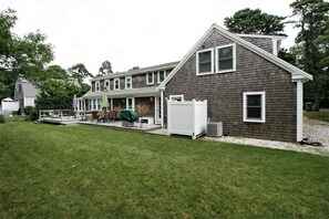 Exterior - DISNBRE: Beach Cottage - A Quintessential Beach Cottage in Brewster, MA (Brewster)