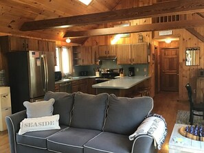 TV - Close to Cape Cod National Seashore (Eastham)