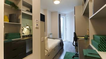 4 chambres, rideaux occultants, Wi-Fi gratuit, draps fournis