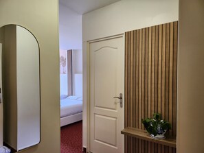 Coffres-forts dans les chambres, chambres insonorisées