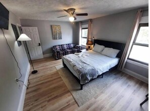 2 habitaciones, escritorio, wifi y ropa de cama 