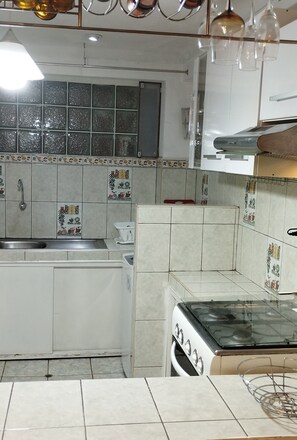 Private kitchen - Departamentos Amoblados Cusco (Cusco)