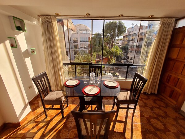 Dining - Departamentos Amoblados Cusco (Cusco)