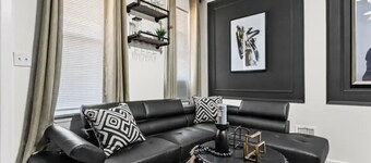 Cozy & Stylish/Pool Table & Fun

