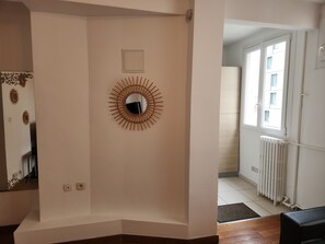Interior - Elegant apartment in Paris sacré-coeur - metro 250 m away (Paris)