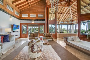 Villa | 8 bedrooms - Casa de Campo Modern Villa for Rent All-inclusive Ocean View Villa With Chef Butler Maid (La Romana)