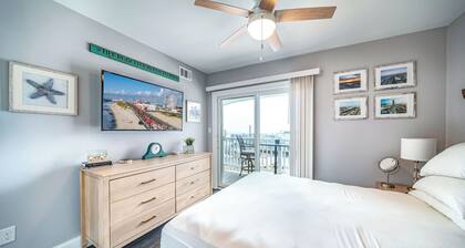 Almost Beachfront 2BR Condo/Ocean Views, Pool & Elevator in the Heart of OCNJ