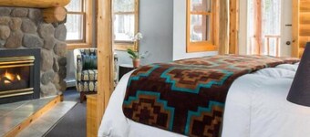 Highest resort on the Mountain with incredible view of the town in the valley.