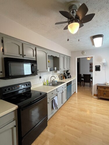 Amazing Location with Amazing Conveniences!
Close to 840 and I-24 