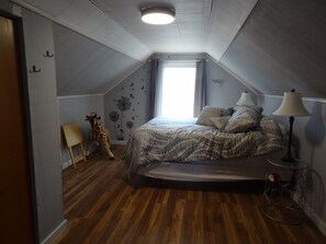 3 多间卧室、熨斗/熨衣板、旅行婴儿床、免费 WiFi