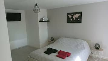 1 室のベッドルーム、WiFi、ベッドシーツ