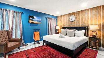 4 Schlafzimmer, Schreibtisch, Bügeleisen/Bügelbrett, Reisekinderbett