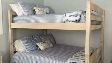 2 chambres, bureau, Wi-Fi gratuit, draps fournis