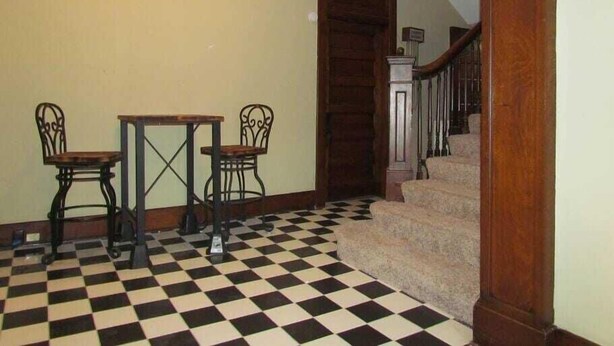 Interior - Peabody Backhouse 5 (Memphis)