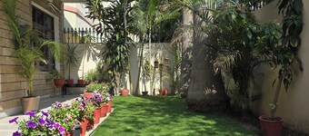 Kanwar Homestay - Posh/Wifi/Kitchen/Gardens/CarPark