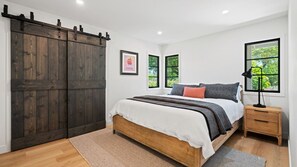 3 Schlafzimmer, Bügeleisen/Bügelbrett, kostenloses WLAN, Bettwäsche