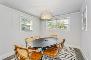 Dining - Pet-Friendly Retreat | Near Beaches | Spacious Yard (Gulf Breeze)