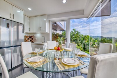 𝑳𝒖𝒙𝒆 15BR Mansion » 4 Villas » 2 Pools » Retreats » Weddings » 24-7 Security