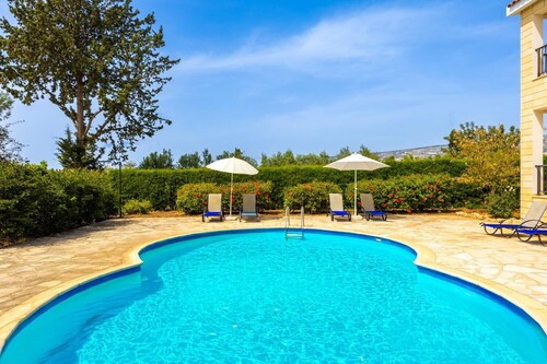 Villa Natasha - Three Bedroom Villa, Sleeps 6
