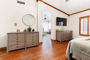 7 soverom, reiseseng for barn, wi-fi (inkludert) og sengetøy