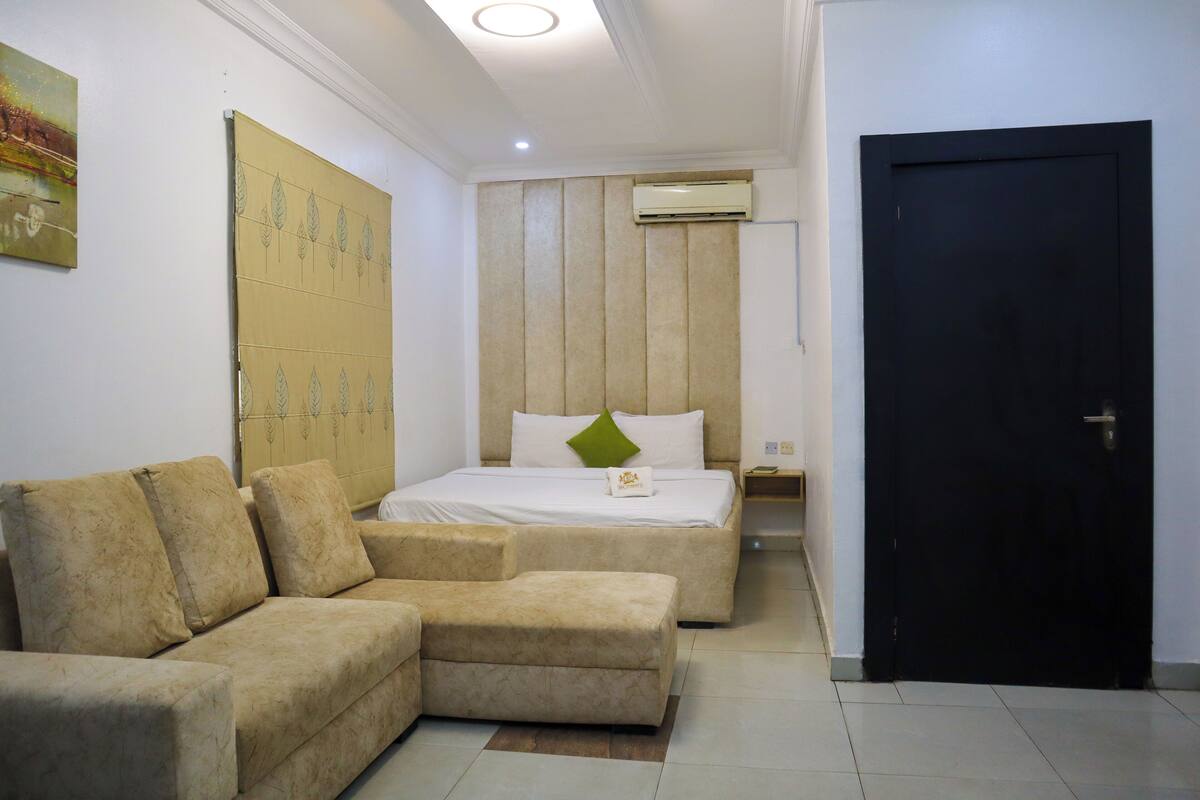 Family Double or Twin Room | In-room safe, desk, WiFi (free)