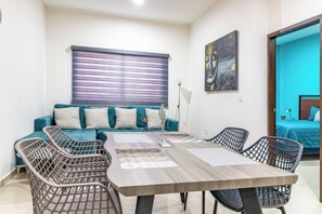 Superior Apartment, 2 Bedrooms, Beachfront | Dining room - New Centric apt. with pool & jacuzzi (Mazatlán)