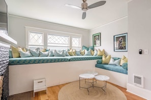 Interior - Foodie Hotspot • Walk Everywhere • 1BR Retreat (Portland)