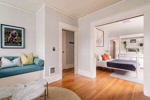 1 bedroom, iron/ironing board, travel cot, WiFi