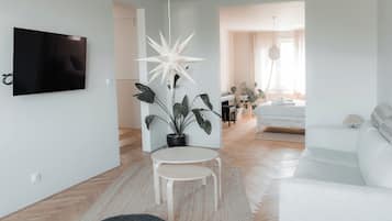 2 slaapkamers, een strijkplank/strijkijzer, gratis wifi, beddengoed