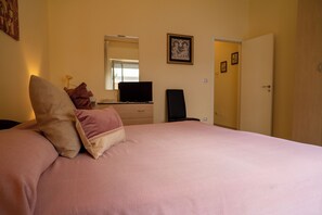 2 bedrooms, WiFi, bed sheets - Authentic and Peaceful Salento Home + Wifi (Ruffano)