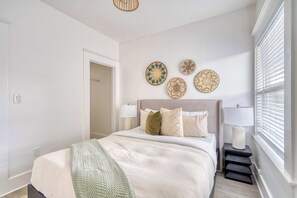 3 bedrooms, iron/ironing board, travel cot, WiFi