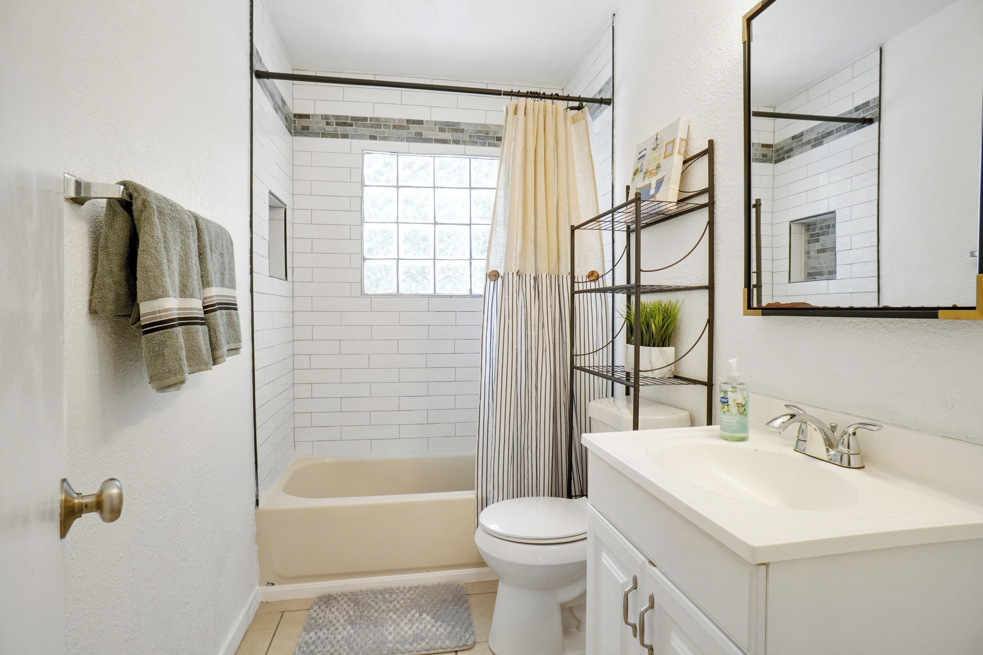Towels, soap, toilet paper