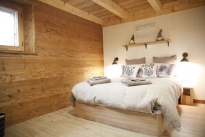 4 soverom, strykejern/-brett, wi-fi (inkludert) og sengetøy