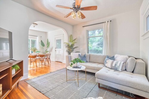 Hot tub | Mid-Century 3BR/1BA | Big Yard | Near Alberta