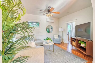 Hot Tub + Huge Yard | Near Alberta & Miss. Ave