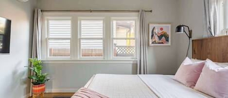 4 Schlafzimmer, Bügeleisen/Bügelbrett, Reisekinderbett, WLAN