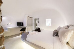 1 quarto, cofres nos quartos, Wi-Fi de cortesia, roupa de cama