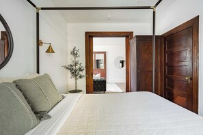 1 chambre, fer et planche à repasser, lit de bébé portatif, Wi-Fi