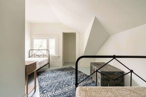 3 Schlafzimmer, Bügeleisen/Bügelbrett, Reisekinderbett, WLAN