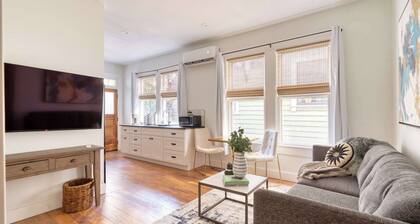 1BR - Boutique Flat - Prime NW Location