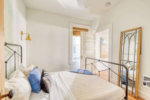 1 bedroom, iron/ironing board, travel crib, WiFi