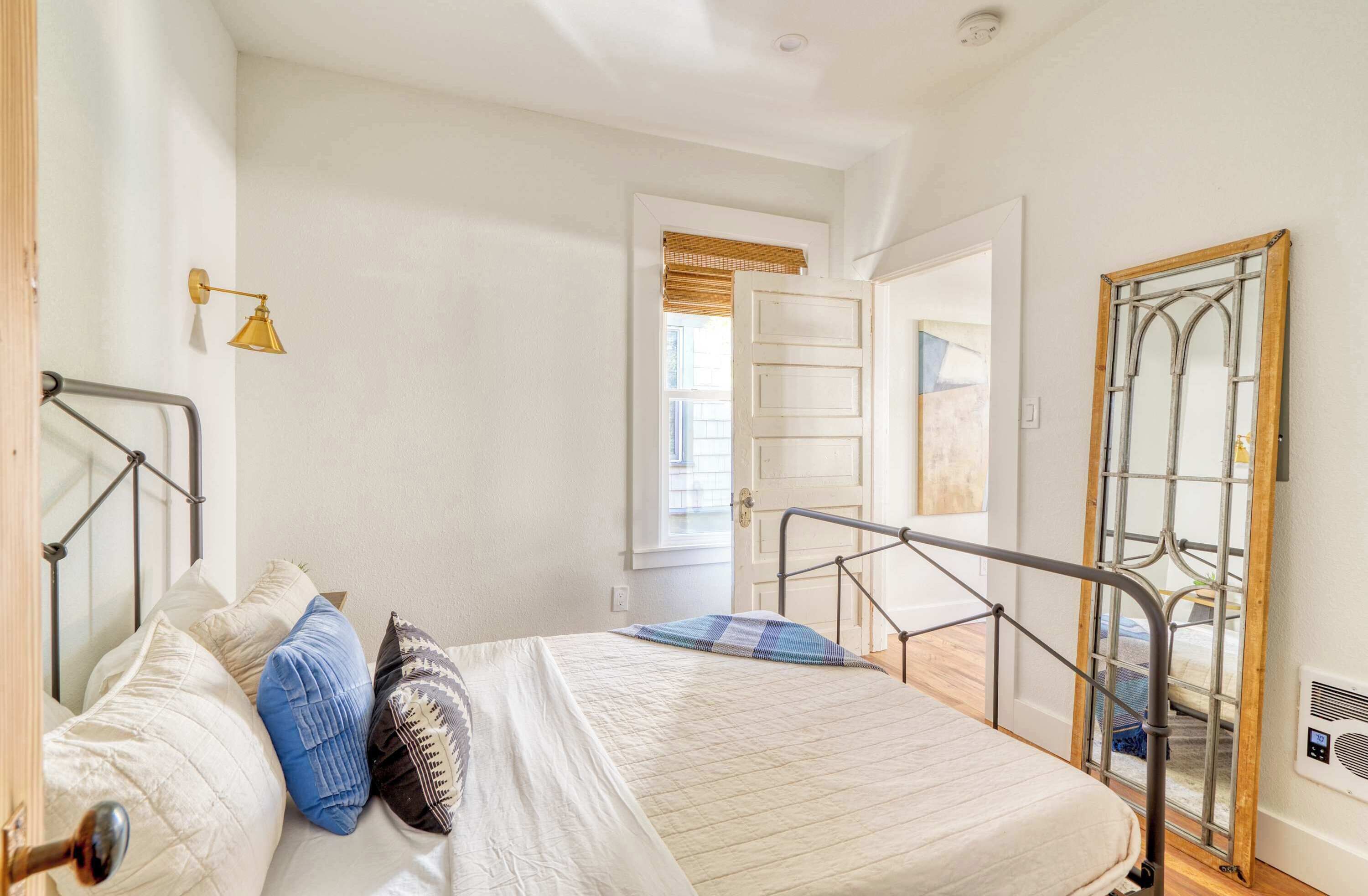 1 bedroom, iron/ironing board, travel crib, WiFi