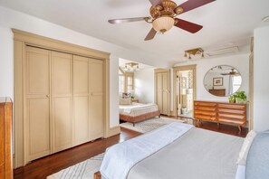 4 Schlafzimmer, Bügeleisen/Bügelbrett, Reisekinderbett, WLAN