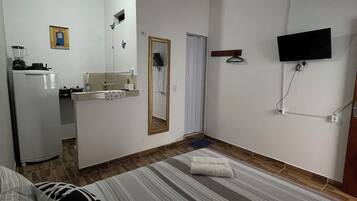 Basic Double Room | 1 bedroom, laptop workspace