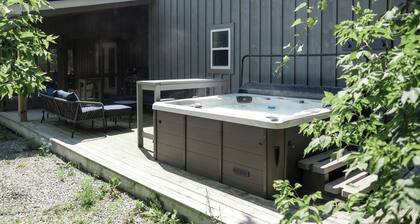 The Harlow | Bloomfield | Hot Tub 4 Bedrooms