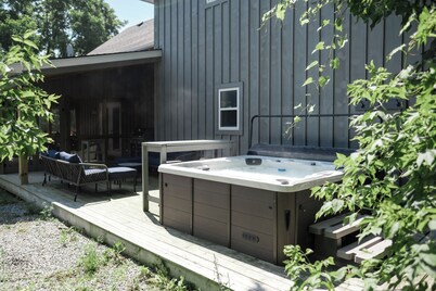 The Harlow | Bloomfield | Hot Tub 4 Bedrooms