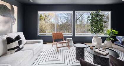 The Willows | 3 Bedrooms | 6 Guests | Heated Pool