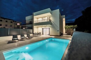 Outdoor pool, a heated pool - Villa Katmari with heated pool (Kaštel Stari)