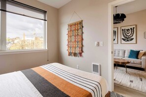 1 bedroom, iron/ironing board, travel cot, WiFi